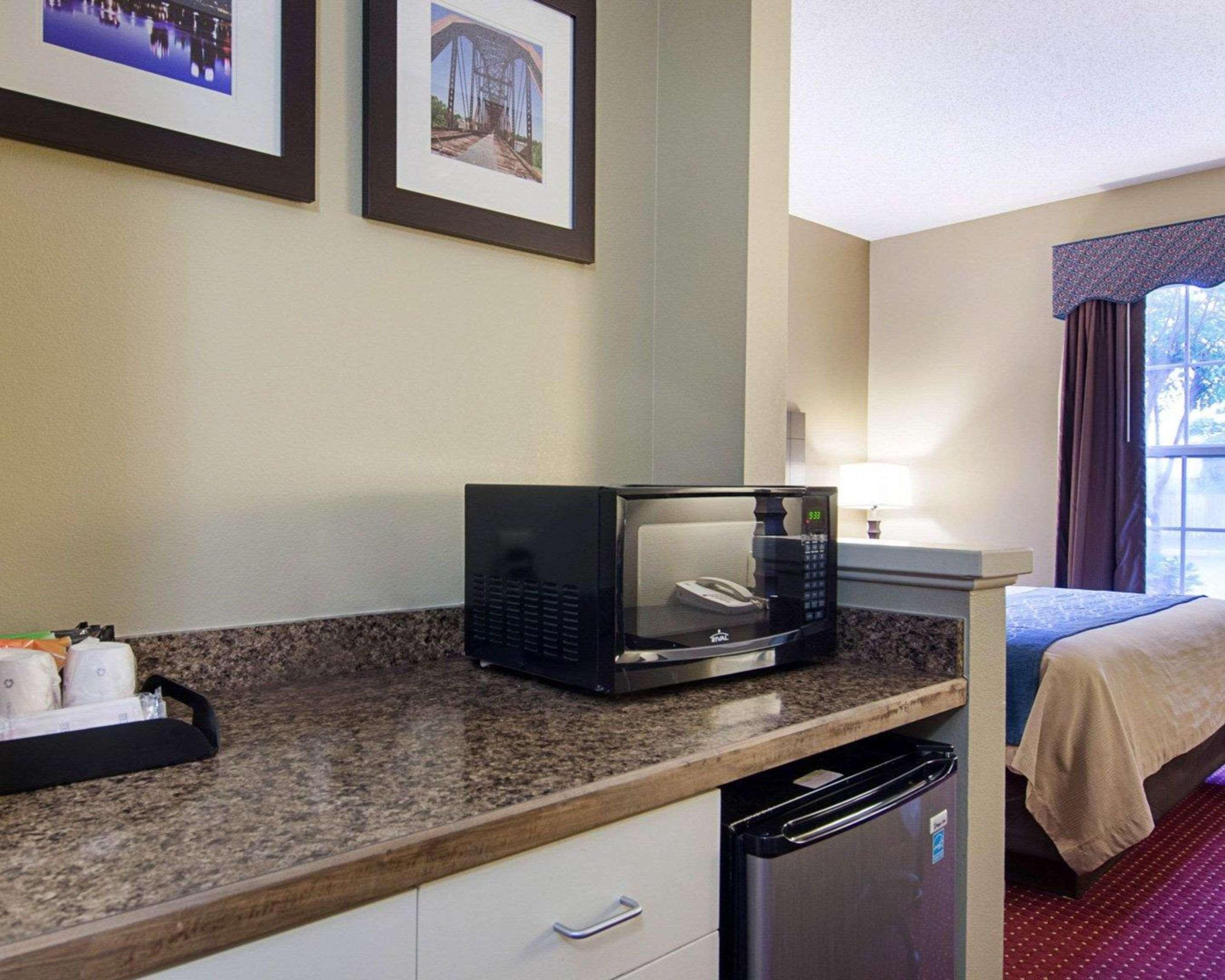 Quality Inn & Suites Little Rock West Kültér fotó