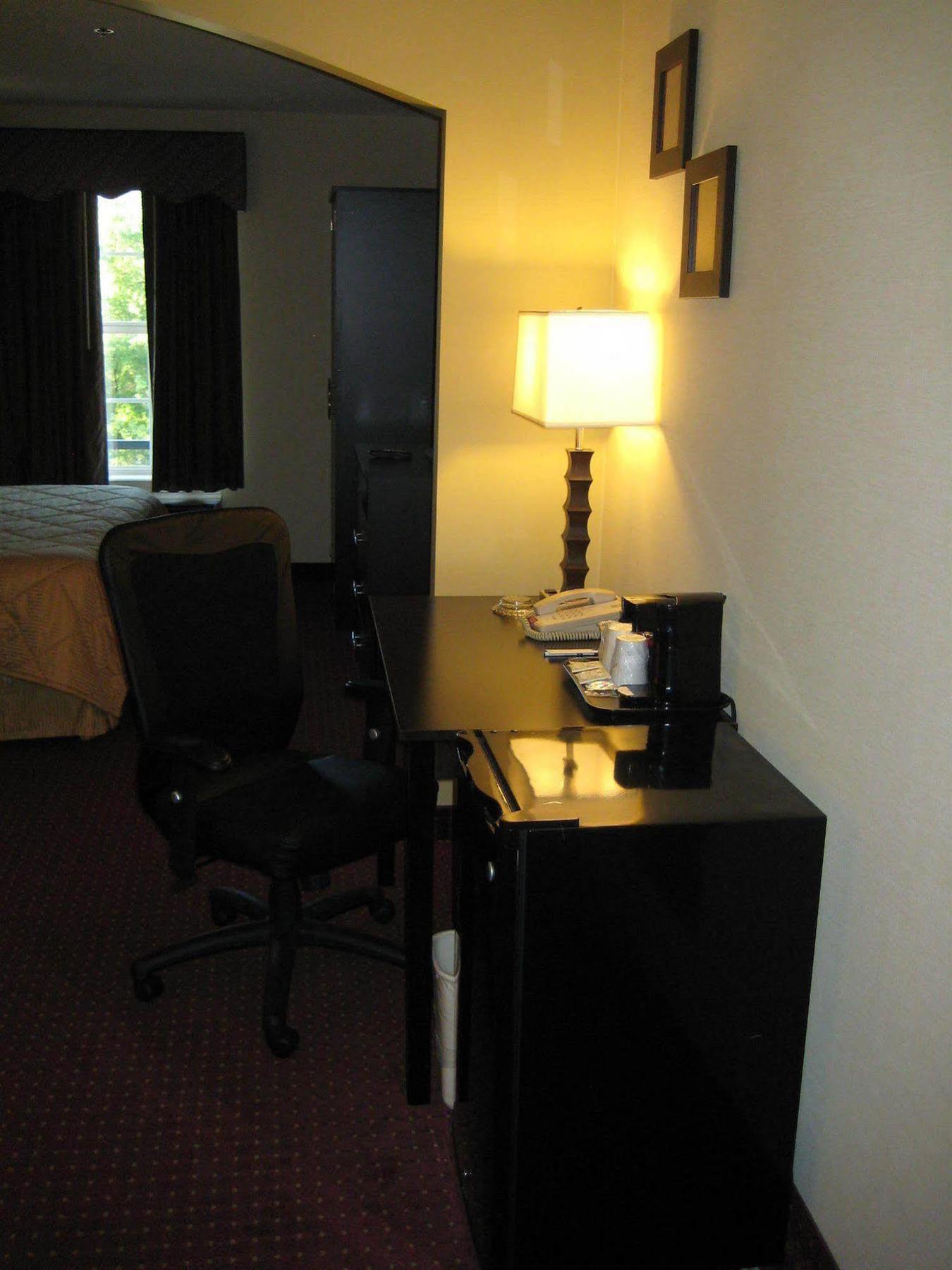 Quality Inn & Suites Little Rock West Kültér fotó